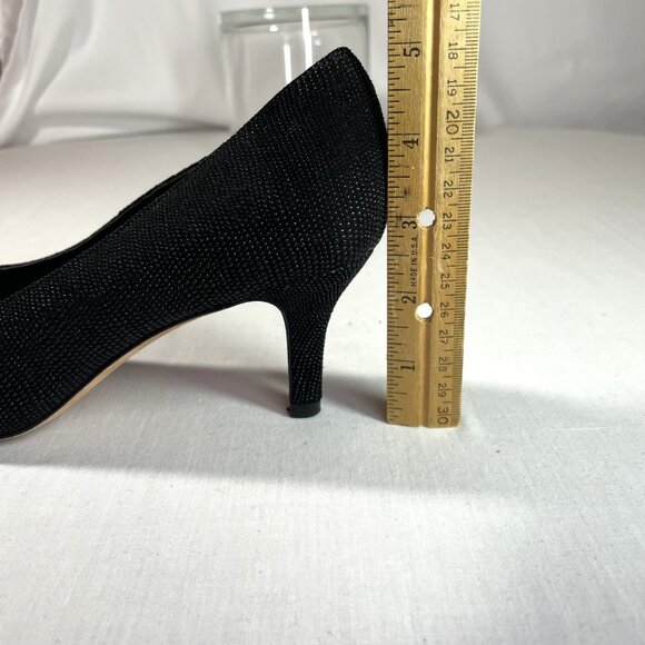 Vaneli Linden Rodi Embossed Leather Pumps 2.5" Kitten Heels Black Size 7.5M - Picture 5 of 10